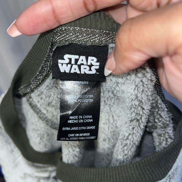 STAR WARS The Mandalorian Grogu Women's 2-Piece Plush Fleece Jogger Lounge Set - Picture 8 of 8